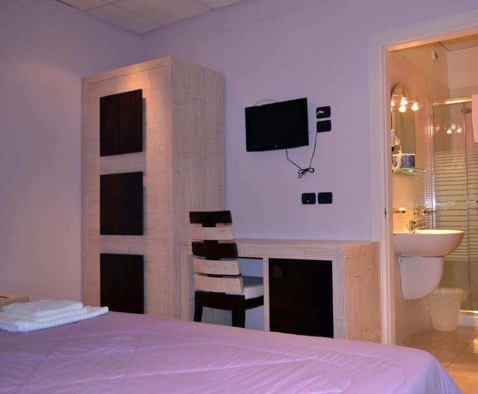 Central Hotel Bari Extérieur photo